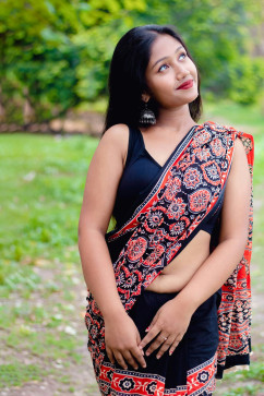 TaraSnp, 19, Singapore