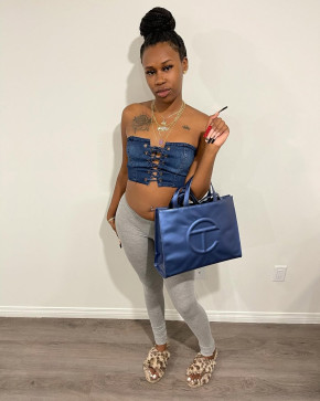 Gialovexo, 24, United States