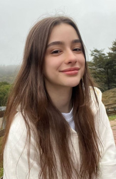 Selina3e, 21, United States