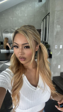 Kazumi, 30, Canada