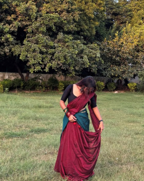 Dhwaniie , 23, India