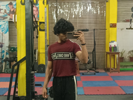 Mikey Max, 23, India