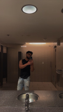 Saini Ak, 24, Canada