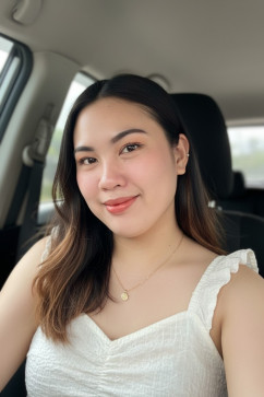 Maya, 25, Philippines