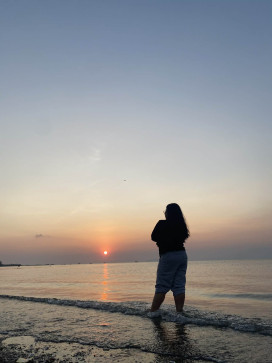 Vitamin Celine, 22, Philippines