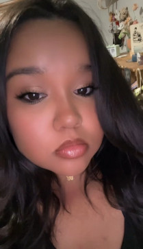 Nina, 25, South Africa