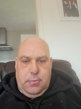 Phil, 44, United Kingdom