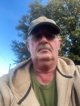 L, 33, United States