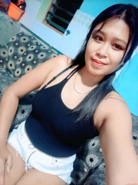 Chritine Delacruz, 27, Philippines