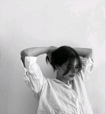 Chritine Delacruz, 27, Philippines