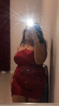 Aurora, 30, Romania