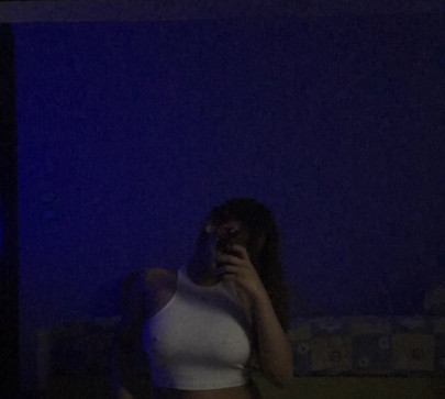 Zeina, 21, United Arab Emirates