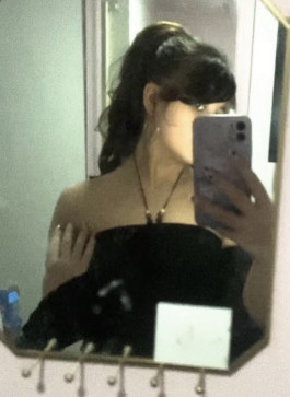 Elliewelly90, 18, United Kingdom