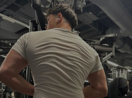 Lyrcaaaaa, 18, Austria