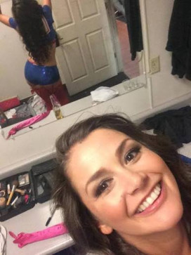 Elizabeth, 32, United States