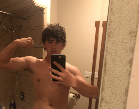 Hazel, 18, United States