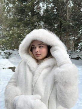 Anastasiya Kvitko, 30, United States