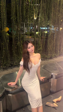 Grace, 18, Singapore