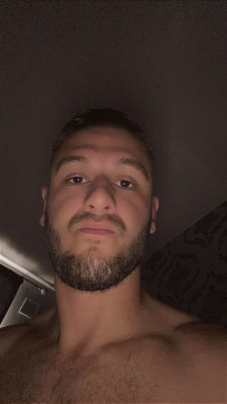 Malik, 25, United Kingdom