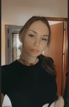 Raina, 33, United States