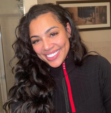 Vansssa, 30, United States