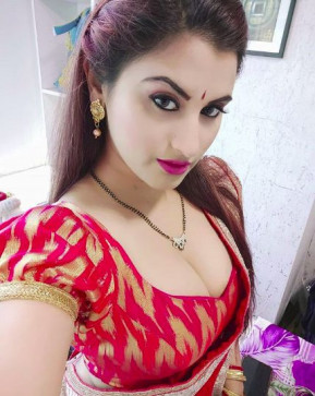Maya, 35, India