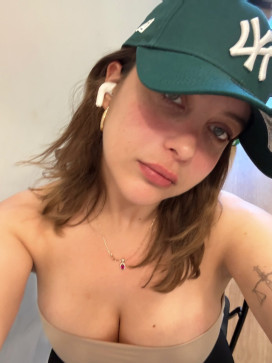 April Rose, 18, United States