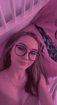 Teresa, 21, United States