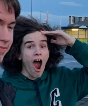 Casuall69guy42, 21, Iceland