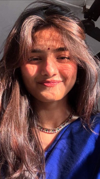 Nikolia Pena, 18, Canada