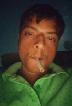 Farzi Ka Baap Darzi, 19, India