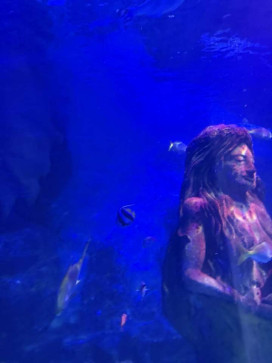 Amy89383, 18, United Kingdom