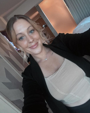 Luna, 28, United States