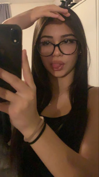 Zarah, 24, United States