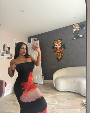 Katie, 27, United States