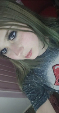 Kizzezx4peach, 18, Poland