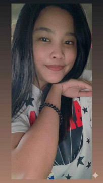 Xis Xis, 28, Philippines