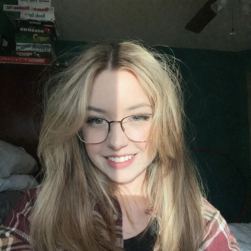 Ccynthia, 27, United States