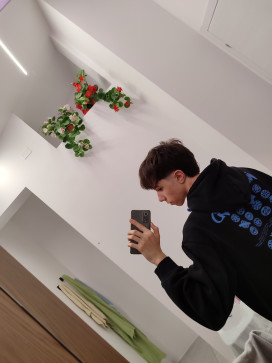 Prova, 18, Italy