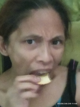 Maxine, 45, Philippines