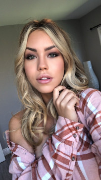 Sophia, 29, United States