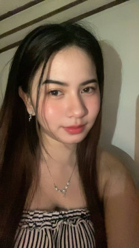 Hshhs Mhsihs, 32, United Kingdom