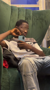 Ayomide, 20, United States