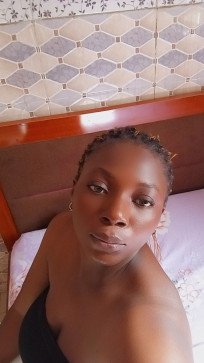 Mary Britney, 18, United States