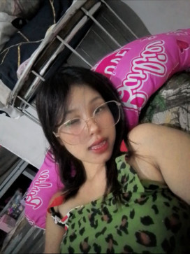 Alexandra, 21, United States