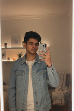 Badmash Mittar, 18, India