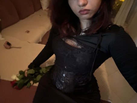 Shay, 18, India