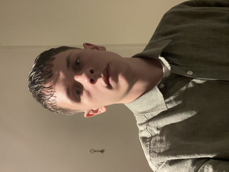 Mika, 18, Netherlands