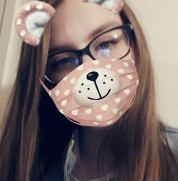 Laurie B, 18, United Kingdom