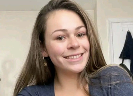 Realtracylourds, 28, United States